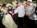 SAMBUT-MENTERI-Suasana-ketika-Wakil-Bupati-Banjar-Habib-Idrus-Al-Habsyi-1.jpg