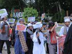 SIswa-SDIT-Qurrata-A-yun-Kandangan-Hulu-Sungai-Selatan-saat-pawai-menyambut-Ramadan.jpg