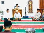Sahrujani-salat-subuh-di-sungai-pandan.jpg