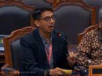 Saksi-Ahli-Zainal-Arifin-Mochtar-memberikan-pandangan-terkait-fenomena-Pilkada-Banjarbaru.jpg