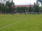 Salah-Satu-Laga-Pertandingan-Festival-Sepak-Bola-U-12-Paman-Birin-Cup-2022.jpg