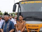 Salah-satu-bus-sekolah-gratis-yang-dioperasikan-Dinas-Pendidikan-HSS122.jpg