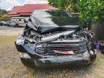 Salah-satu-mobil-yang-terlibat-dalam-kecelakaan-beruntun-di-Jalan-A-Yani-Km-29.jpg