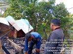 Sebuah-rumah-kosong-di-Jalan-Lingkar-30-Desa-Gunung-Besar-Kecamatan-Simpang-Empa.jpg