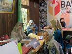 Sejumlah-calon-anggota-PKD-di-kantor-Panwaslu-Kecamatan-Muara-Uya.jpg