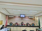 Sidang-pembacaan-tuntutan-untuk-terdakwa-Mantan-Bupati-HST-H-Abdul-Latif.jpg