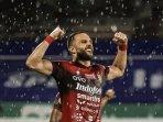 banjarmasin/Spasojevic-menciptakan-dua-gol.jpg