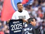 Striker-Paris-Saint-Germain-PSG-Kylian-Mbappe-membantah.jpg