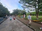 Suasana-Ruang-Terbuka-Hijau-RTH-Al-Munawaroh-di-Jalan-Trikora.jpg