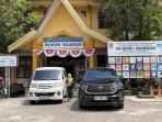Suasana-di-depan-pintu-masuk-SMA-Negeri-1-Banjarmasin2.jpg