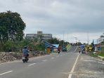Suasana-di-jalan-tembus-Rahayu-Pembina-Ujung-Banjarmasin.jpg