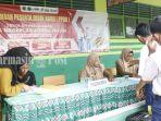 Suasana-pendaftaran-PPDB-online-di-SMAN-1-Karang-Intan-Senin-03072023.jpg
