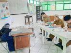 Tahfiz-tes-hafalan-Al-Quran-saat-PPDB-di-SMAN-1-Martapura-Selasa-04072023.jpg