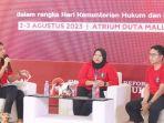 Talkshow-dalam-event-Kemenkumham-Legal-Expo-2023-di-Atrium-Duta-Mall-Banjarmasin.jpg