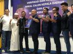 Tim-Acil-Odah-bersama-pengurus-DPW-Partai-NasDem-Kalsel-usai-penerimaan-berkas-pendaftaran.jpg