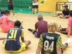 Tim-Futsal-PWI-Kalsel-latihan-di-GOR-Hasanuddin-HM-Banjarmasin-beberapa-waktu-lalu.jpg