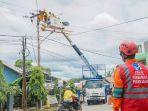 Tim-Pekerjaan-Dalam-Keadaan-Bertegangan-PDKB-PT-PLN-Persero-UID-Kalselteng-16052023-1.jpg