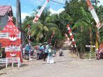 Tim-penilai-melakukan-penilaian-tiap-RT-di-Desa-Pantai-Cabe-dalam-lomba-kebersihan.jpg
