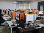 UTBK-Suasana-pelaksanaan-UTBK-Jalur-Mandiri-di-Universitas-Lambung-Mangkurat-11.jpg