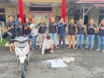 Unit-Reskrim-Polsek-Banjarmasin-Tengah-bersama-tim-gabungan-dari-Polda-Kalsel.jpg