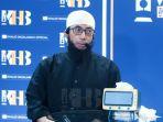 Ustadz-Khalid-Basalamah-terangkan-batasan-aurat-seorang-ibu-dihadapan-anaknya.jpg