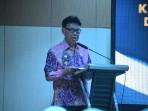 Wakil-Bupati-HSS-Suriani-mewakili-Bupati-Syafrudin-Noor-membuka-kegiatan.jpg