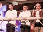 Wakil-Wali-Kota-Banjarbaru-Wartono-kiri-membuka-Tadarus-Puisi.jpg