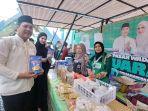Wali-Kota-Banjarbaru-Adita-Mufti-Ariffin-saat-mengunjungi-stan-Pasar-Ramadan-Banjarbaru.jpg