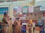 Wali-Kota-Banjarmasin-H-Ibnu-Sina-saat-Sidak-di-Kecamatan-Banjarmasin-Tengah.jpg