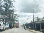 Wisata-Kalsel-Debu-di-Jalan-Nasional-Siring-Pagatan-Tanbu-Minggu-23102022.jpg