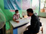 ahmad-sahbirin-mempertanyakan-ktp-elektronik-adiknya-yang-belum-selesai.jpg