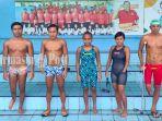 akhmad_jaini-kanan-bersama-atletrenang_difabel-lainnya-di-gor-hasanuddin-hm-banjarmasin.jpg