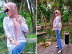 aksi-syahrini-berpose-di-kolam-ikan.jpg