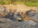 aktivitas-tambang-batu-bara-ilegal-di-sungai-pinang-kabupaten-banjar.jpg