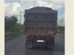 aktivitas-truk-pengangkut-batu-bara_20160819_192750.jpg