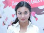 aktris-yang-juga-penyanyi-ariel-tatum_20161109_125859.jpg