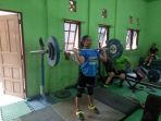 alfina-damayanti-lifter-putri-junior-kalsel_20180129_103120.jpg
