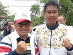 ali-hasymi-bersama-bupati-tabalong-anang-syakhfiani_20171017_162609.jpg