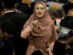 anggota-dpr-ri-mulan-jameela-hadir-saat-pelantikan-presiden-dan-wakil-presiden.jpg
