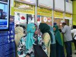 antrean-tiket-di-stasiun-gambir-jakarta-pusat.jpg