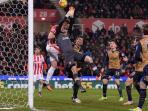 arsenal-vs-stoke-city_20160118_061701.jpg