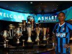 ashley-young-resmi-menjadi-pemain-inter-milan.jpg