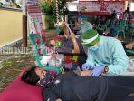 atlet-dan-warga-donor-darahnya-di-klinik-akbid-abdi-persada-banjarmasin-sabtu-17102020.jpg