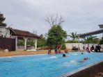 atlet-renang-tala-latihan-di-kolam-renang-pribadi-milik-panji-suaka.jpg