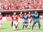 bali-united-vs-yangon-united_20180213_162945.jpg
