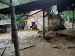 banjir-bandang-di-Desa-Malinau-HSS.jpg