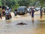 banjir-di-aceh-timur-luapan-krueng-bayeun-masih-terjadi-hingga-sabtu-1-januari-2022.jpg