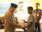 bantuan-beras-kepada-18-petani-terdampak-banjir-bandang-di-Malinau-Loksado-hss-Kamis-13042023.jpg