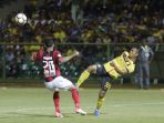 barito-putera-vs-persipura-jaya-pura-1_20170923_053823.jpg