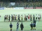 barito-putera-vs-sriwijaya-fc_20160801_205737.jpg